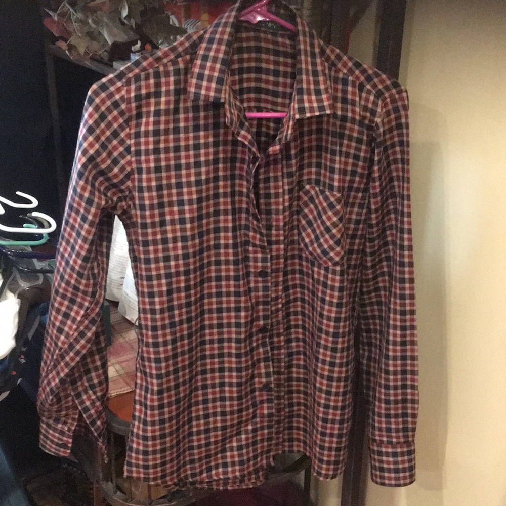Women’s plaid button down size large euc